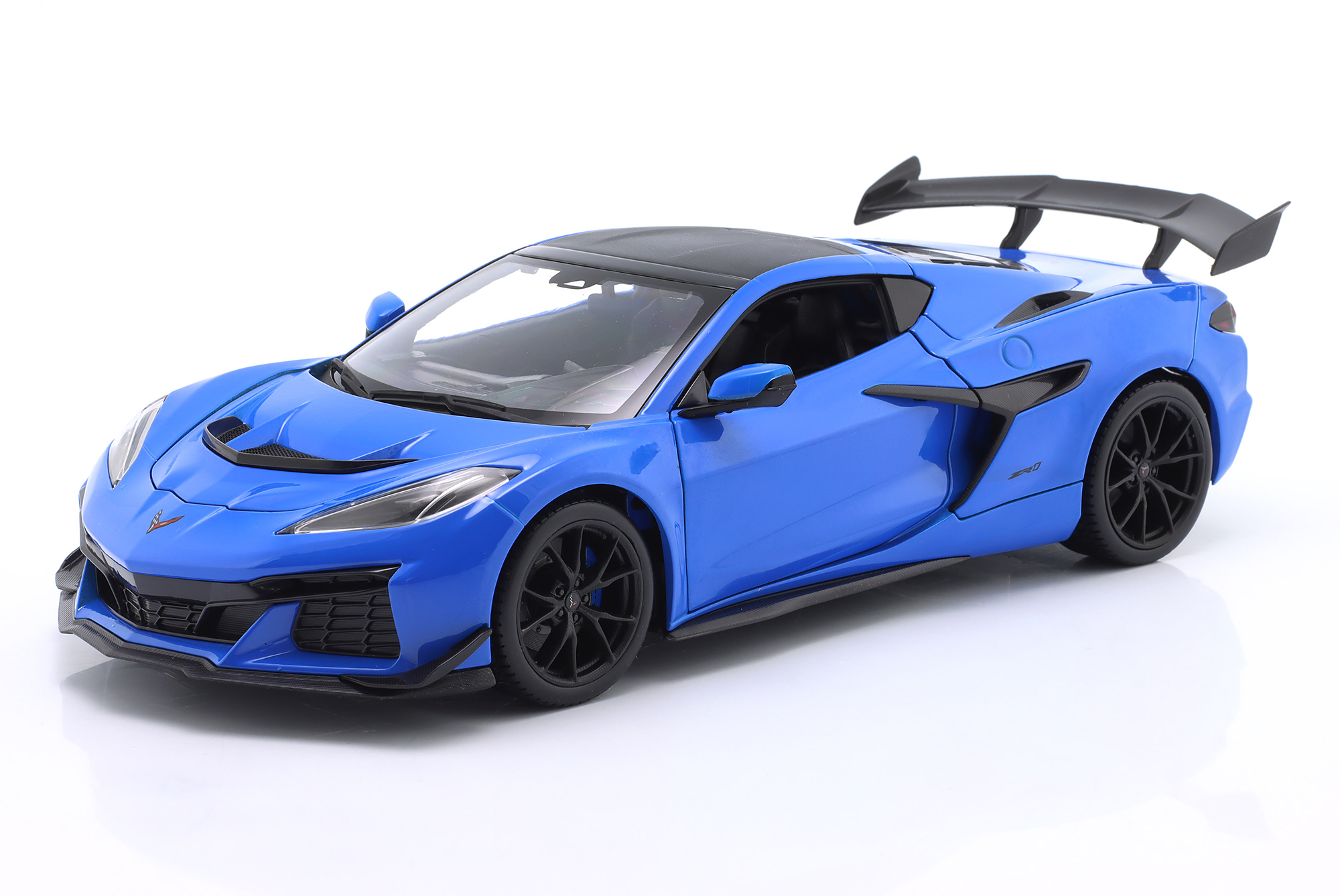 CORVETTE ZR1 (C8) COUPE 2026 RIPTIDE BLUE METALLIC / КОРВЕТ ZR1 (C8) КУПЕ 2026 СИНИЙ МЕТАЛЛИК РИПТАЙД