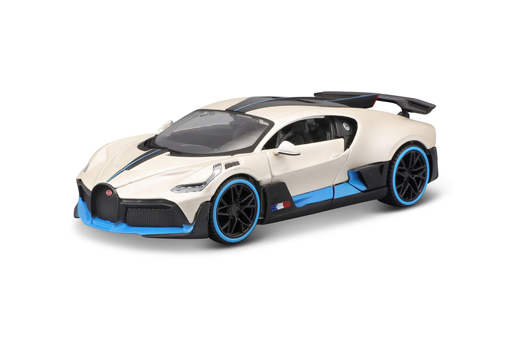 BUGATTI DIVO WHITE / БУГАТТИ ДИВО БЕЛЫЙ