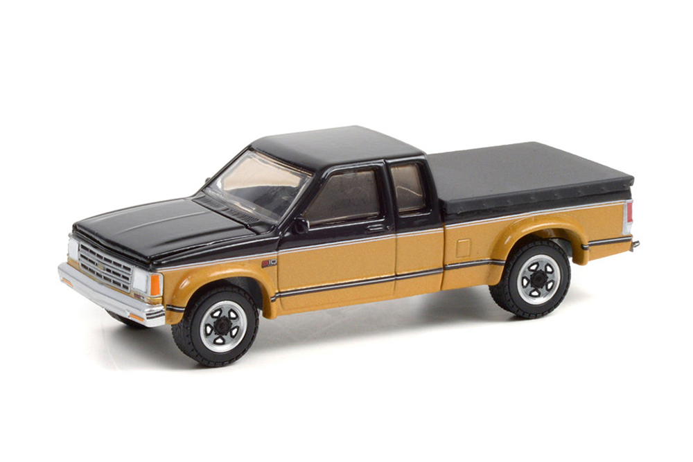 CHEVROLET S10 TAHOE ПИКАП  1990 (ДЛИНА МОДЕЛИ 6-10 СМ)