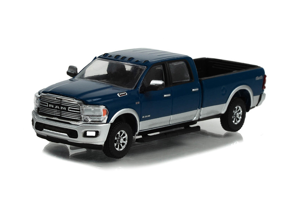 RAM 2500 LARAMIE 4X4 2022 PATRIOT BLUE (ДЛИНА МОДЕЛИ 6-10 СМ)