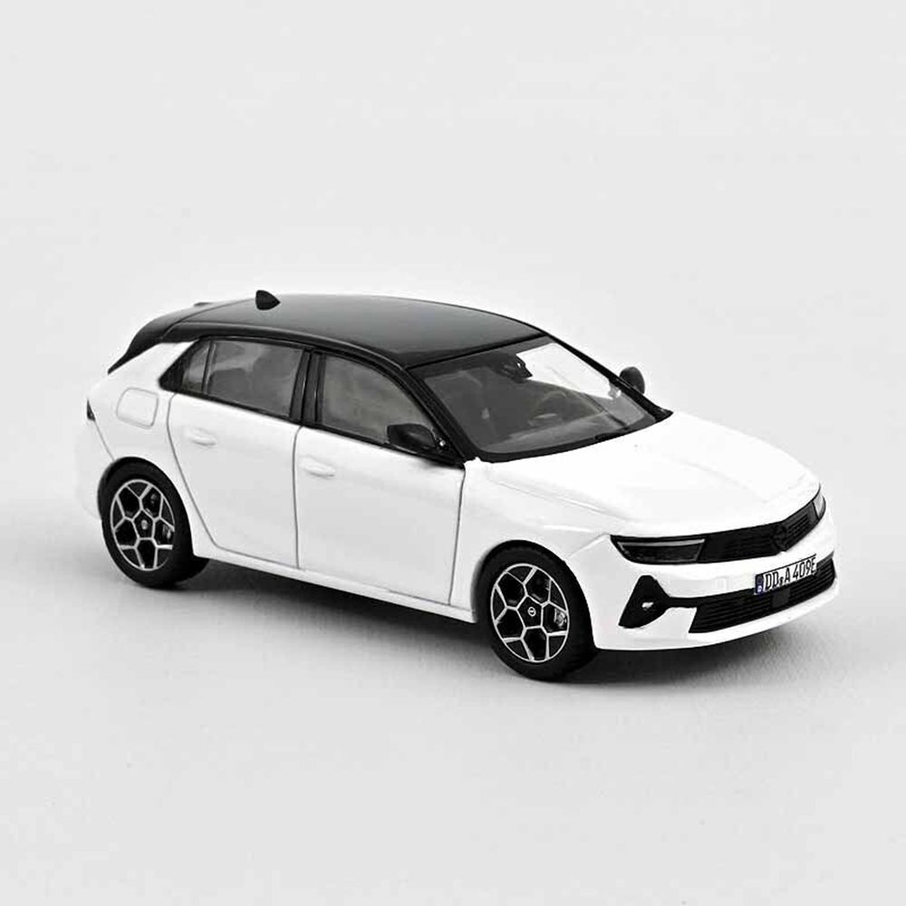 OPEL ASTRA L (2022) БЕЛЫЙ С ЧЕРНЫМ