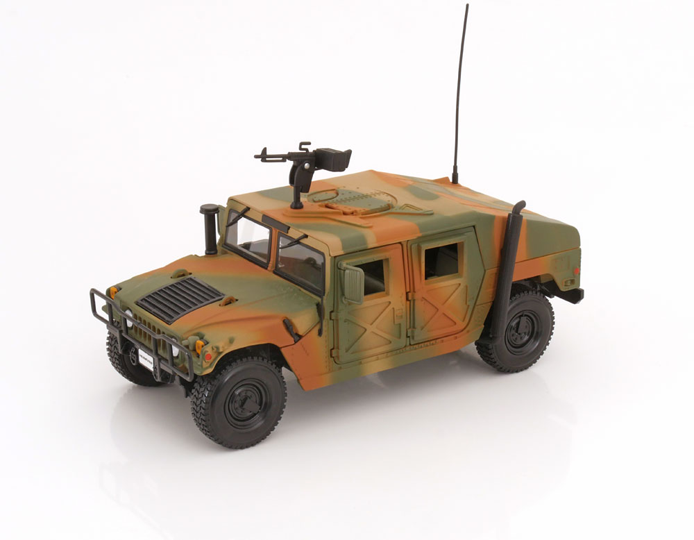 HUMMER H1 HUMVEE CAMOUFLAGE