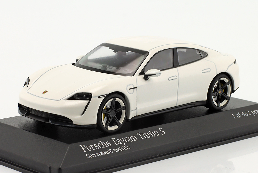 PORSCHE TAYCAN TURBO S 2019 WHITE-METALLIC