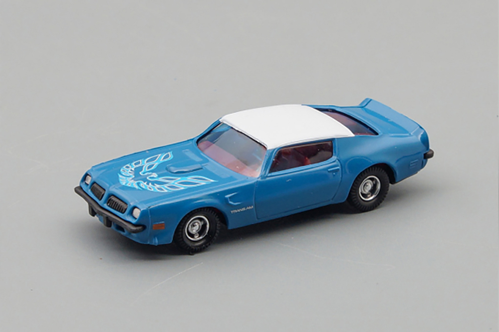 PONTIAC FIREBIRD TRANS AM, BLUE / WHITE (ДЛИНА МОДЕЛИ 3-5 СМ)