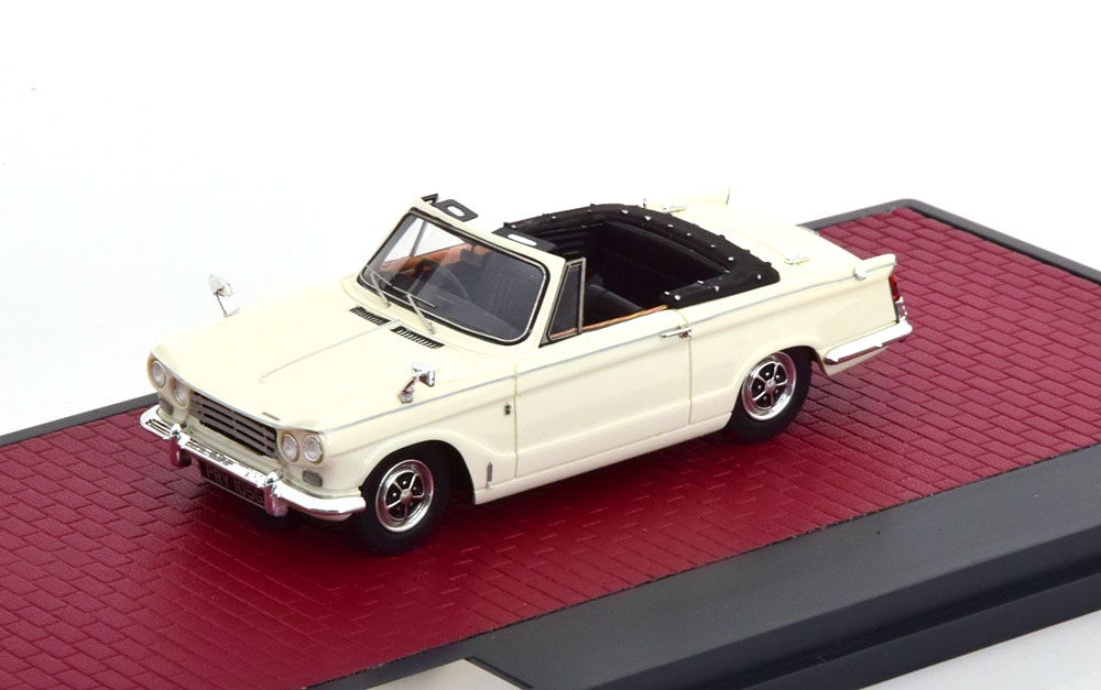 TRIUMPH VITESSE MK II CONVERTIBLE 1968-1971 WHITE