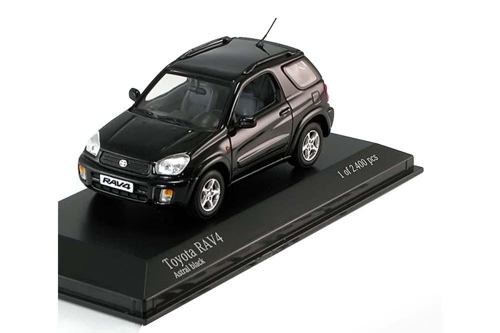 TOYOTA RAV4 - 2000 - BLACK