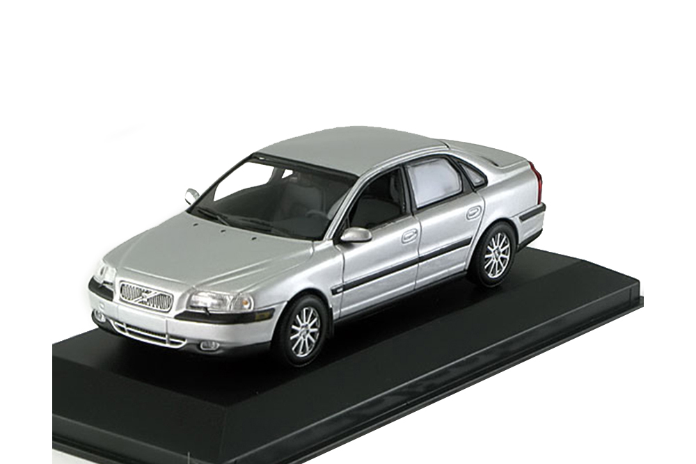 VOLVO S80 SALOON 1999 SILVER