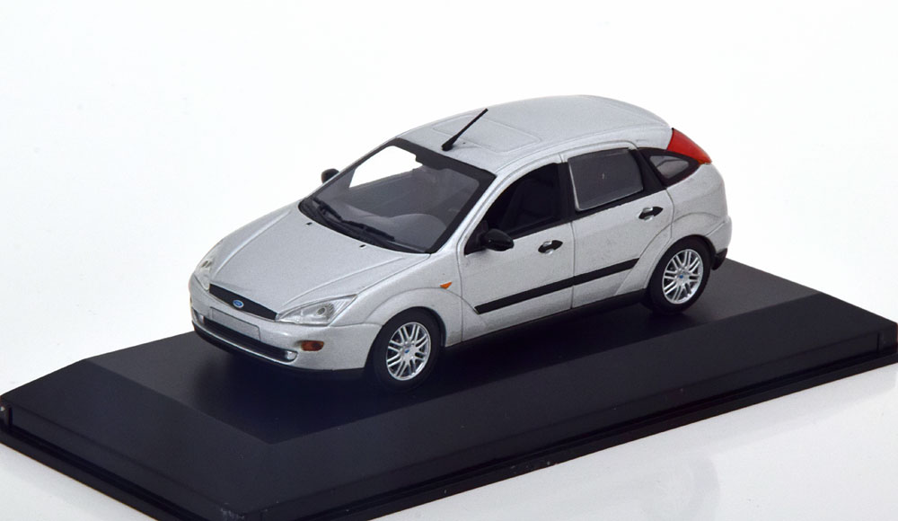 FORD FOCUS 5DOOR 1998 SILVER
