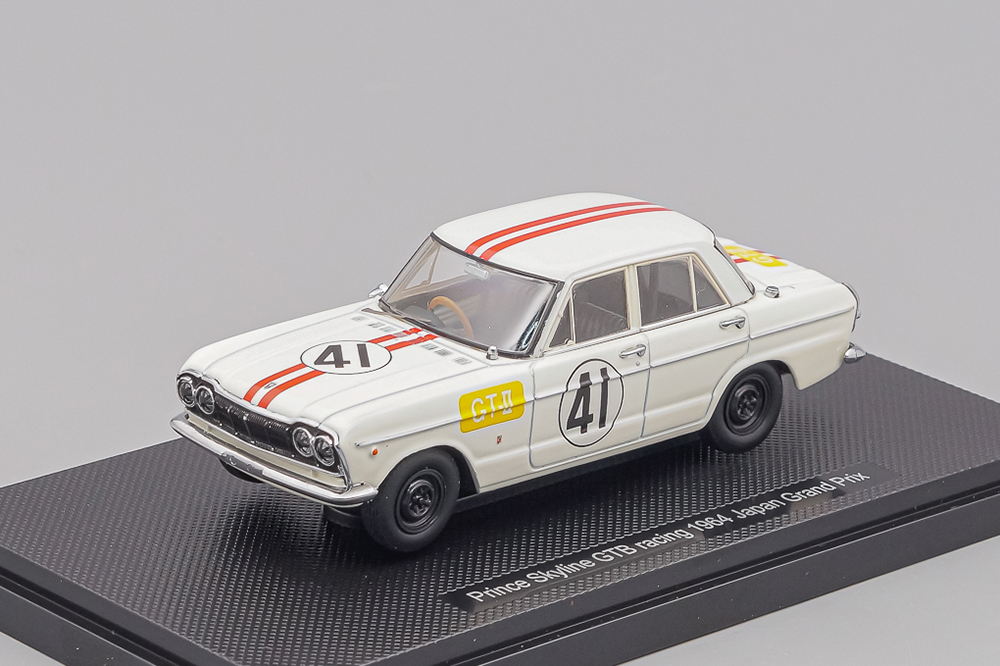 PRINCE SKYLINE GTB RACING JAPAN GP IKUZAWA 1964 #41, WHITE