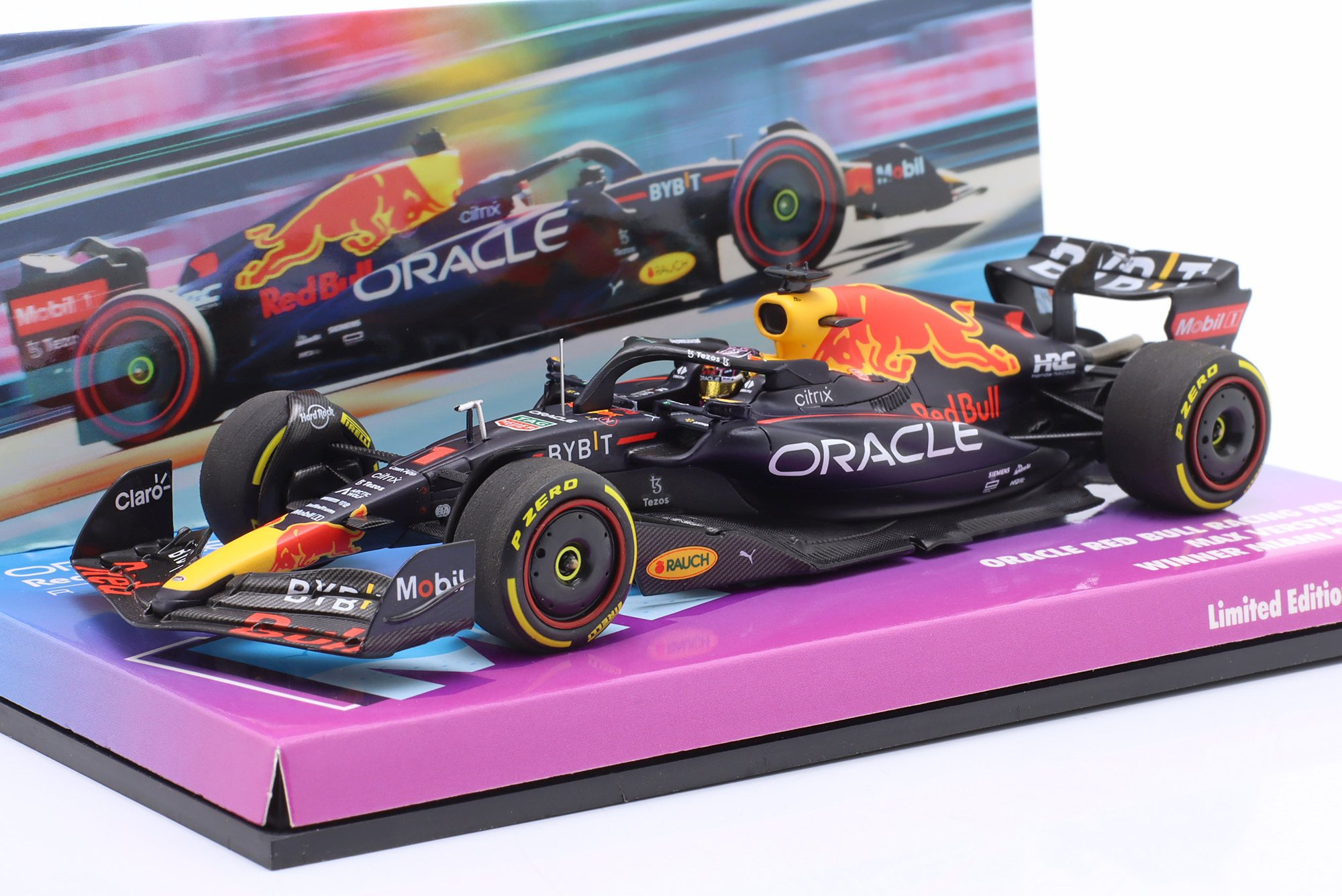 RED BULL RB18 #1 WINNER MIAMI GP FORMULA 1 WORLD CHAMPION 2022 M. VERSTAPPEN / РЕД БУЛЛ RB18 ПОБЕДИТЕЛЬ ГРАН-ПРИ МАЙАМИ ФОРМУЛА-1 ЧЕМПИОН МИРА МАКС ФЕРСТАППЕН КРАСНЫЙ