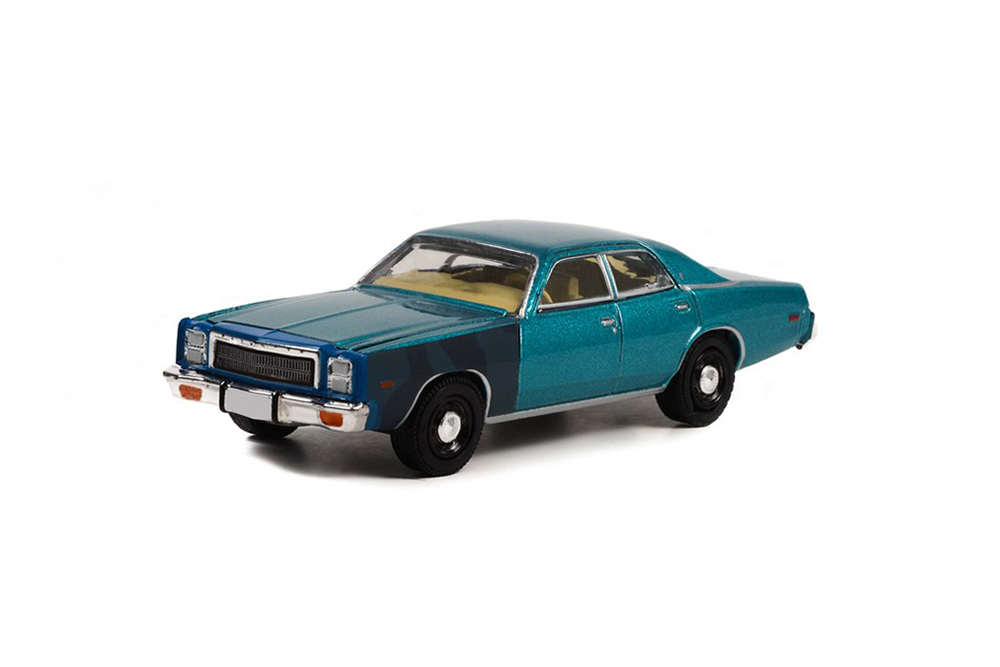 PLYMOUTH FURY 1977 (МАШИНА РИКА ХАНТЕРА ИЗ Т/C ОХОТНИК) (ДЛИНА МОДЕЛИ 6-10 СМ)
