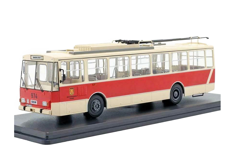 SKODA 14TR ТРОЛЛЕЙБУС POTSDAM 1981 БЕЖЕВЫЙ С КРАСНЫМ