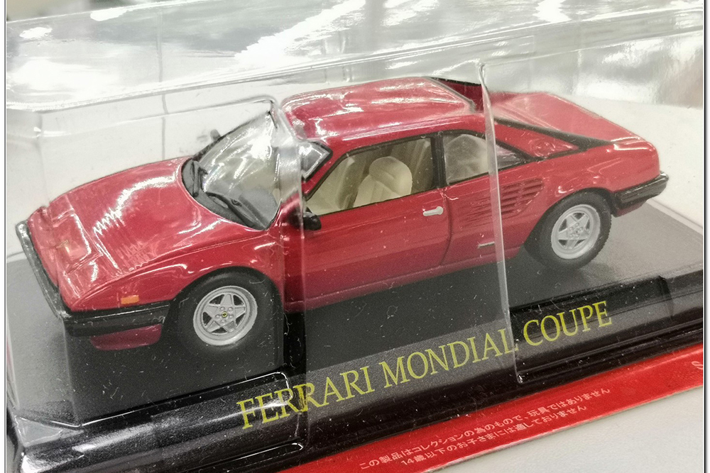 FERRARI MONDIAL COUPE 1982 RED