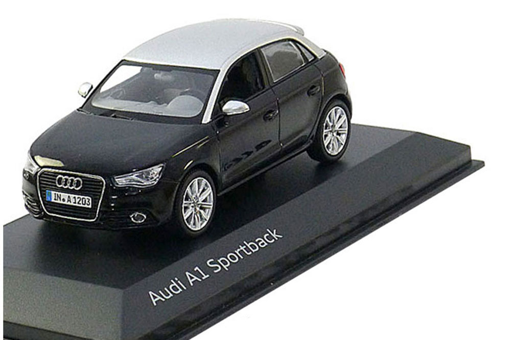 AUDI A1 SPORTBACK 2012 5D PHANTOM BLACK (ЧЕРНЫЙ С СЕРЕБРИСТЫМ)