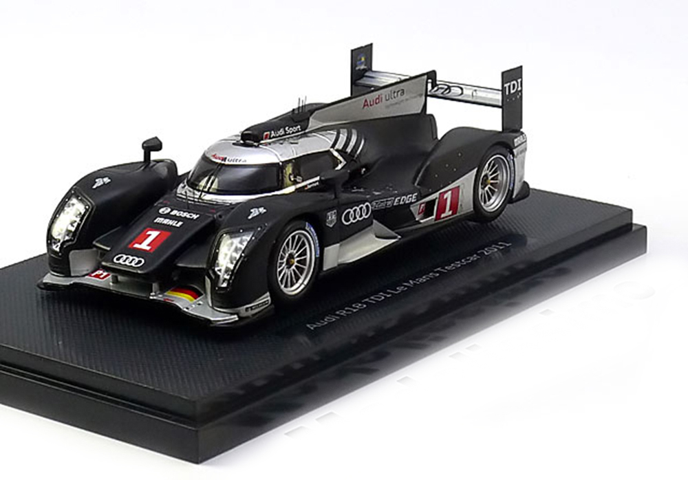 AUDI R18 TDI TESTCAR 24H LE MANS 2011
