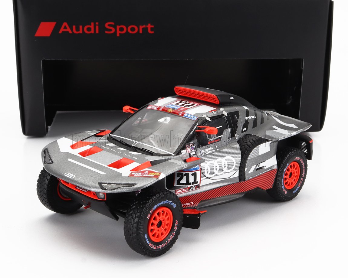 AUDI Q E-TRON RS TEAM AUDI SPORT N221 RALLY DAKAR (2023) M EKSTROM - E BERGKVIST, GREY SILVER BLACK