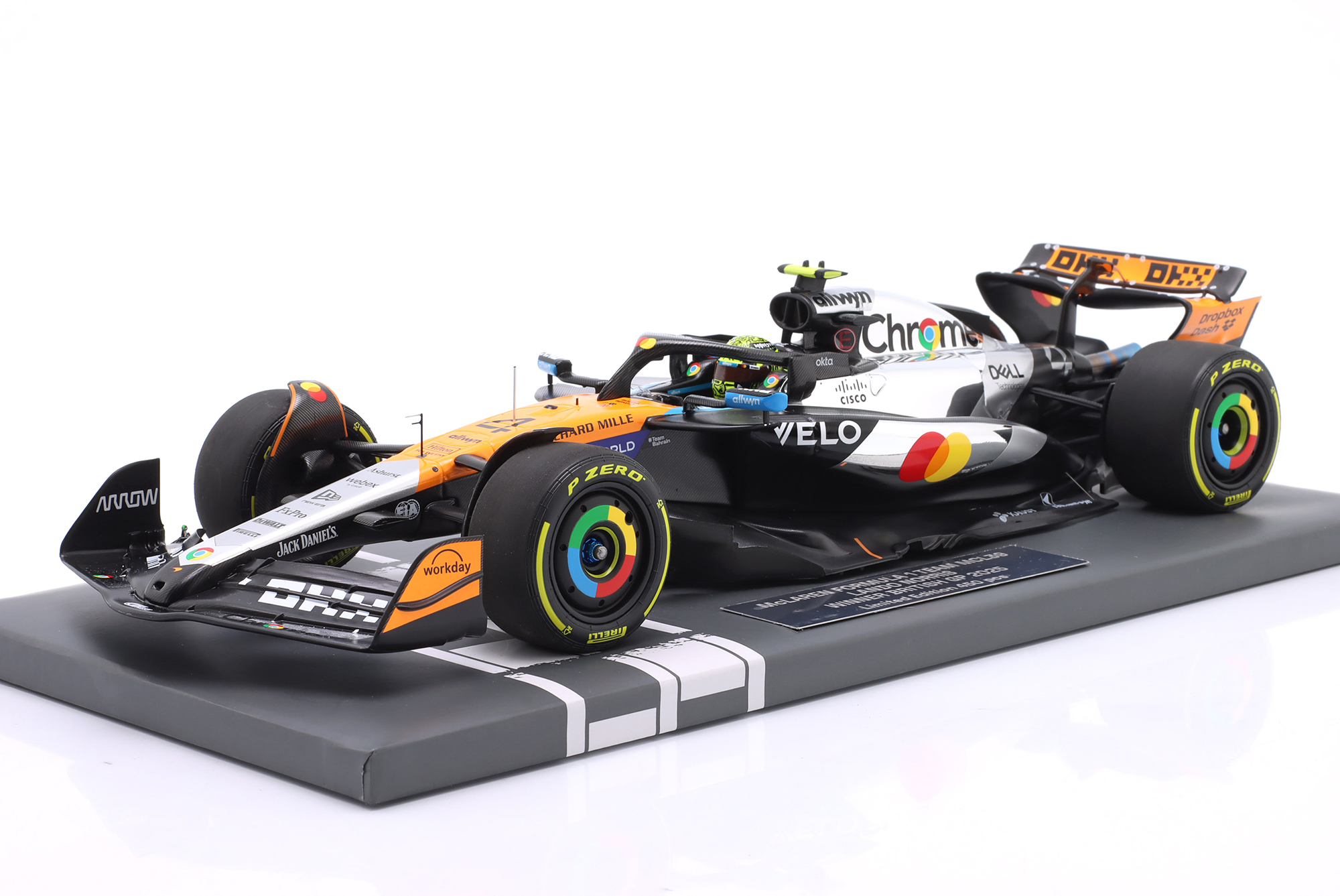 MCLAREN MCL39 #4 WINNER BRITISH GP FORMULA 1 WORLD CHAMPION 2025 LANDO NORRIS / МАКЛАРЕН MCL39 ПОБЕДИТЕЛЬ ГРАН-ПРИ ВЕЛИКОБРИТАНИИ ФОРМУЛА-1 ЧЕМПИОН МИРА ЛАНДО НОРРИС