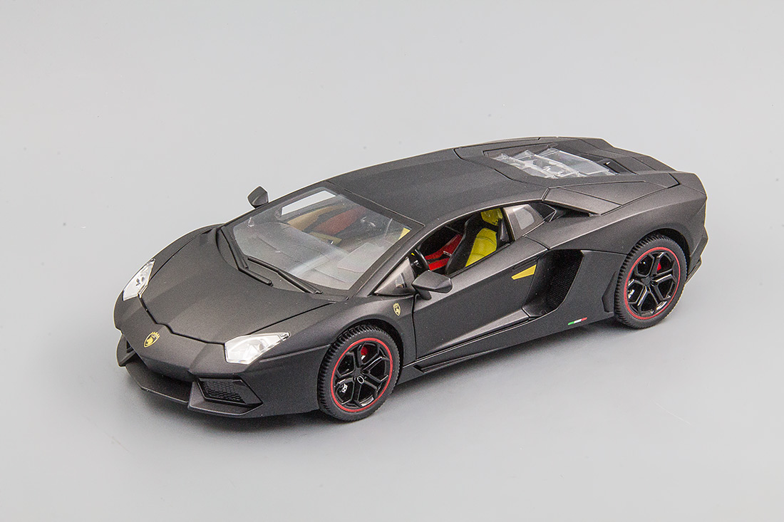 LAMBORGHINI 770-4, ЧЁРНЫЙ (БЕЗ УПАКОВКИ)