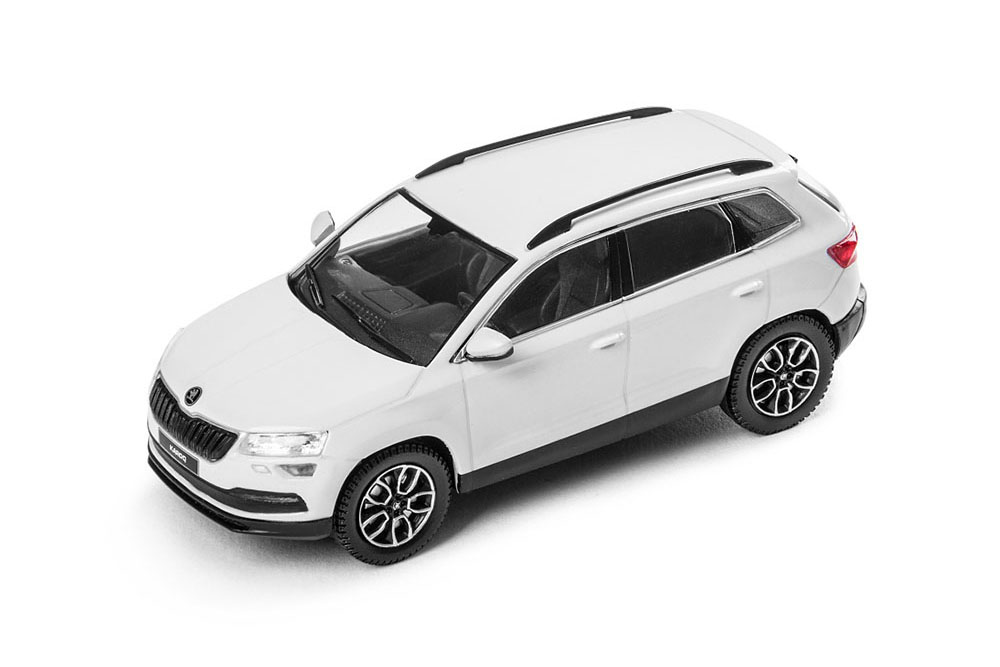 SKODA KAROQ, MOON WHITE