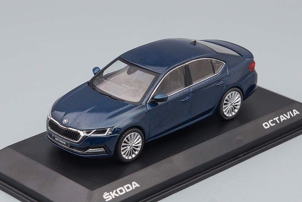 SKODA OCTAVIA A8, LAVA BLUE