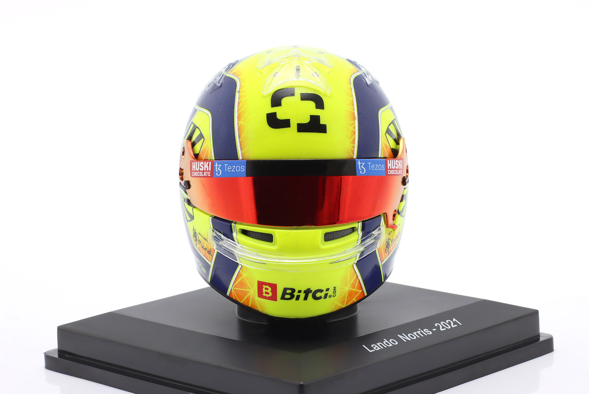 ШЛЕМ LANDO NORRIS #4 MCLAREN F1 TEAM FORMULA 1 2021 / ЛАНДО НОРРИС №4 КОМАНДА МАКЛАРЕН ФОРМУЛА-1 2021
