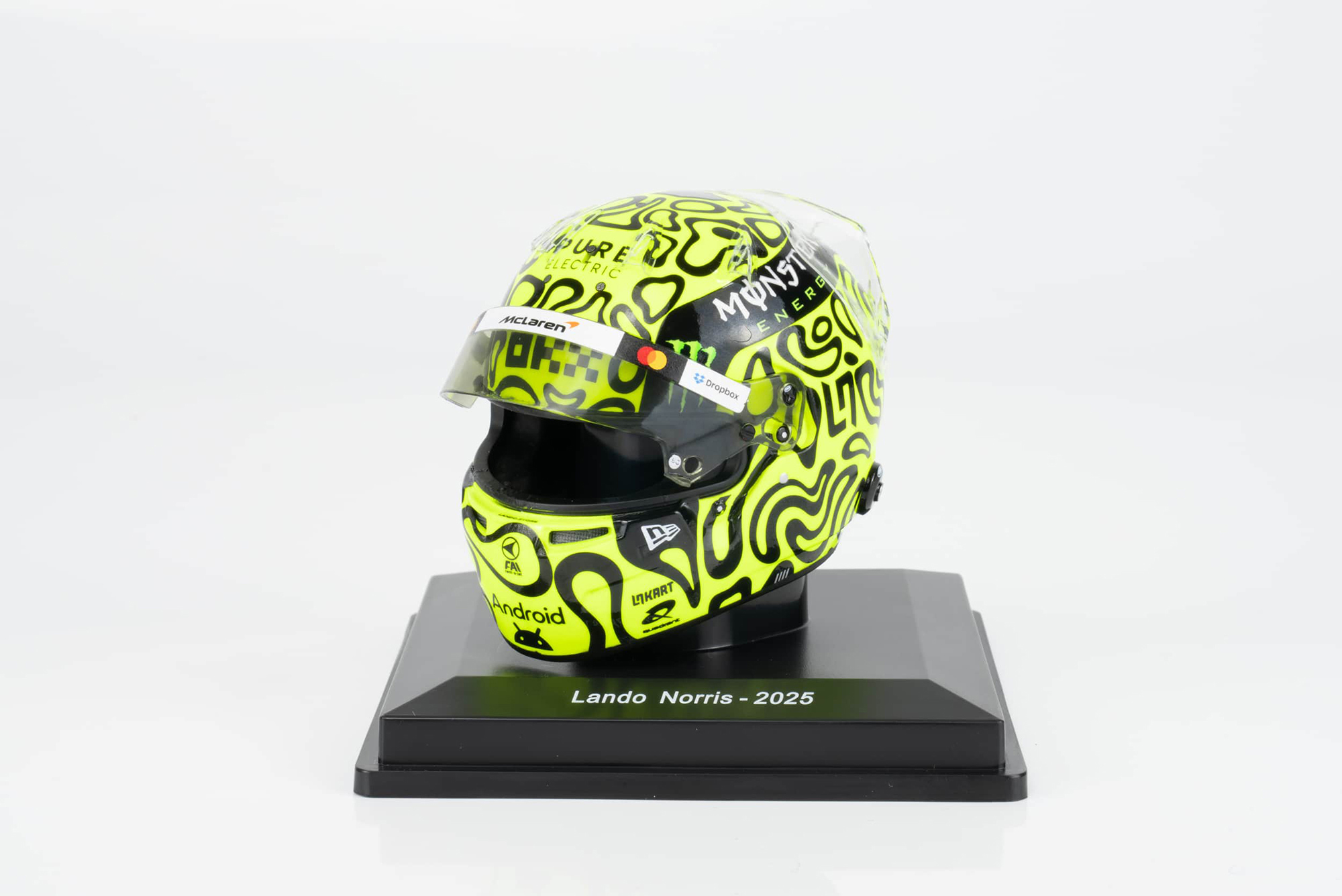 ШЛЕМ LANDO NORRIS #4 MCLAREN F1 TEAM FORMULA 1 2025 / ЛАНДО НОРРИС №4 КОМАНДА МАКЛАРЕН ФОРМУЛА-1 2025