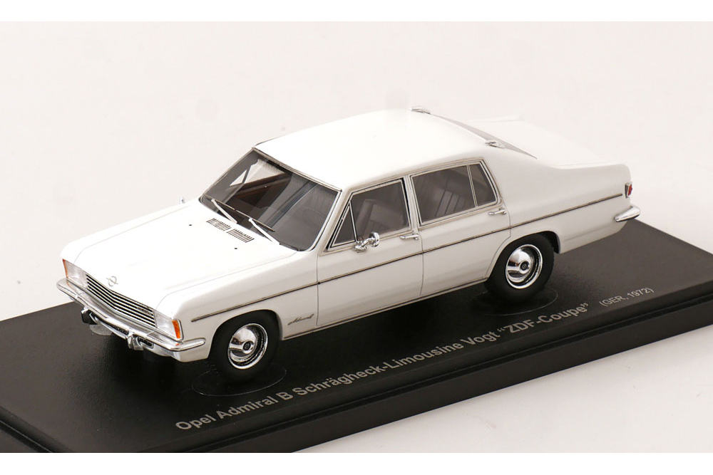 OPEL ADMIRAL B SCHRAEGHECK-SALOON VOGT 1972 WHITE