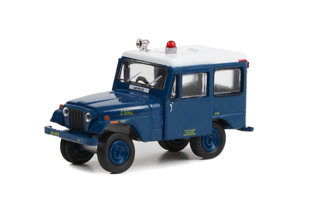 JEEP DJ-5 U.S. AIR FORCE MILITARY POLICE 1971 (ДЛИНА МОДЕЛИ 6-10 СМ)