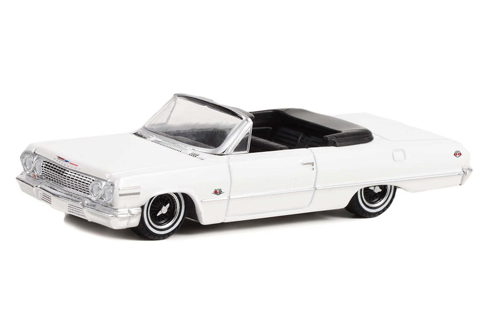 CHEVROLET IMPALA SS CONVERTIBLE 1963 WHITE (ДЛИНА МОДЕЛИ 6-10 СМ)
