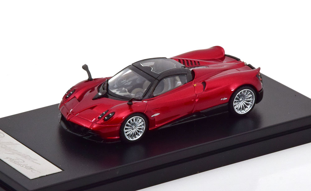 PAGANI HUAYRA ROADSTER REDMETALLIC (ДЛИНА МОДЕЛИ 6-10 СМ)