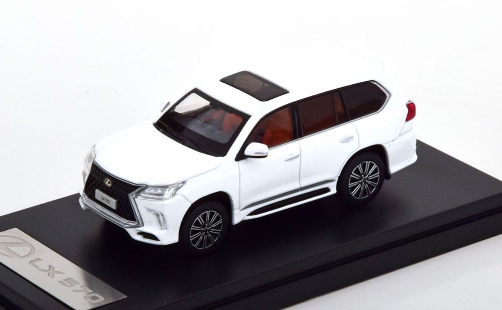 LEXUS LX570 WHITE (ДЛИНА МОДЕЛИ 6-10 СМ)