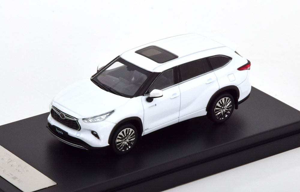 TOYOTA HIGHLANDER WHITE (ДЛИНА МОДЕЛИ 6-10 СМ)