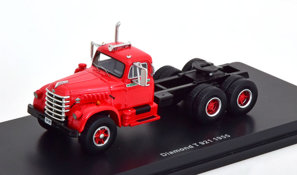 DIAMOND T 921 TOWING VEHICLE 1955 RED BLACK (ДЛИНА МОДЕЛИ 6-10 СМ)