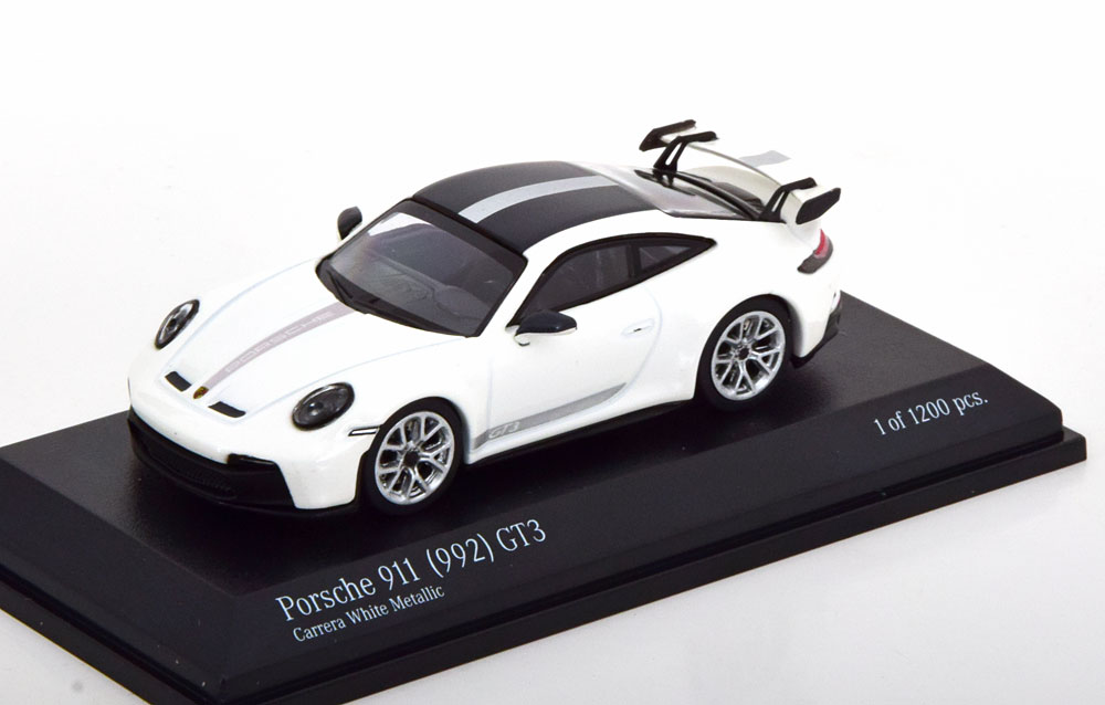 PORSCHE 911 (992) GT3 2021 WHITE BLACK (ДЛИНА МОДЕЛИ 6-10 СМ)