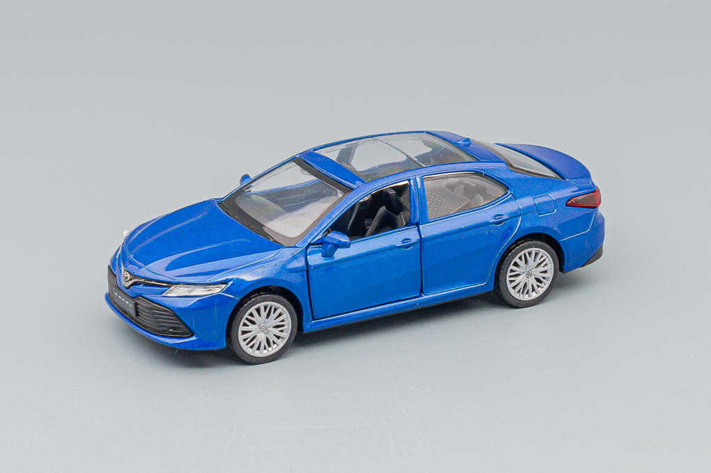 TOYOTA CAMRY, BLUE