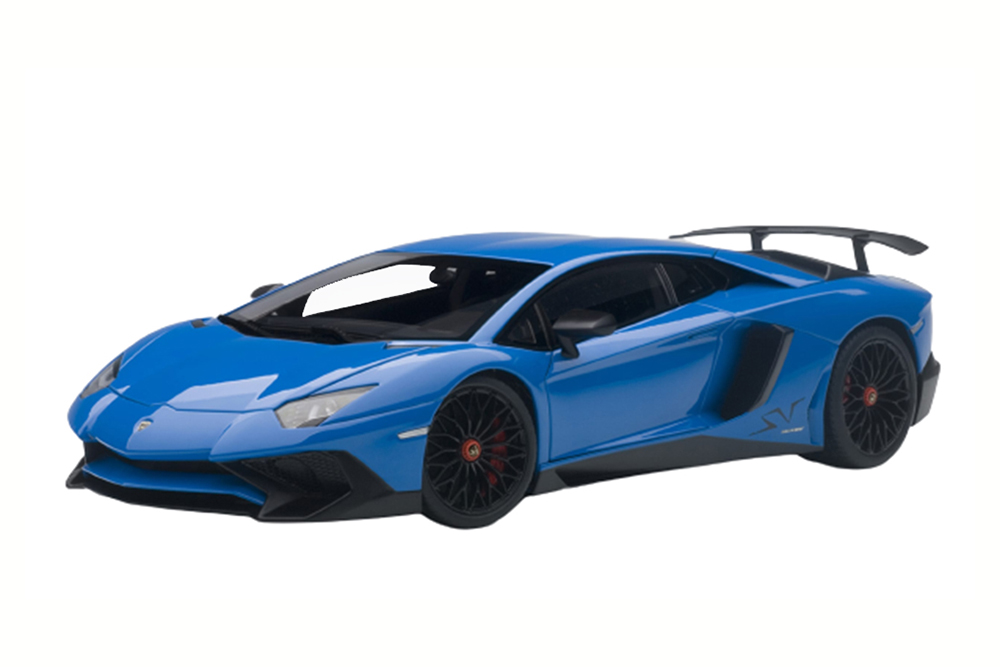 LAMBORGHINI AVENTADOR LP750-4 SV 2015 BLUE