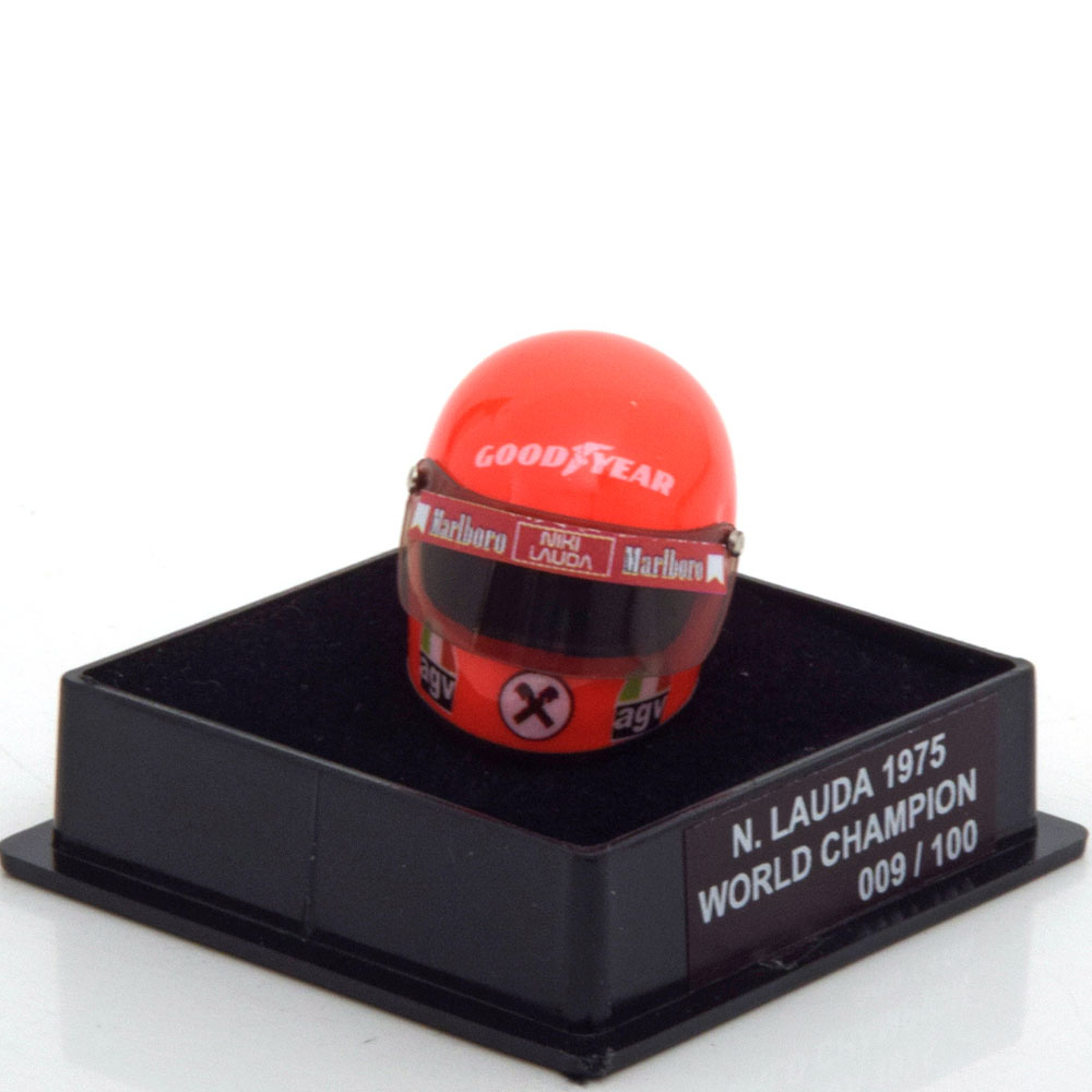МОДЕЛЬ ШЛЕМА FERRARI HELM WORLD CHAMPION 1975