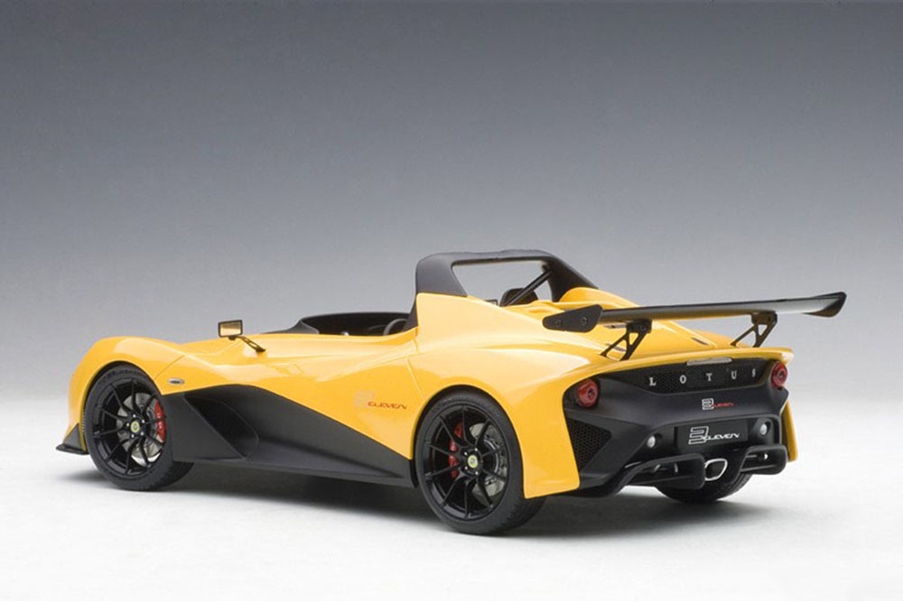 Lotus 3 Eleven 2015