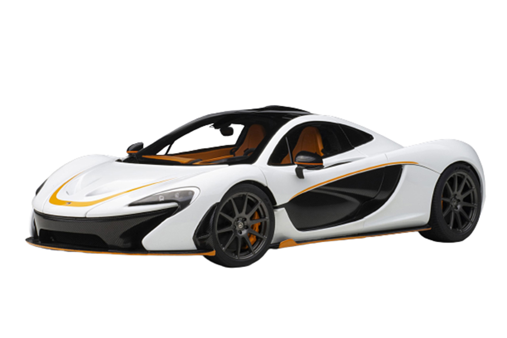 MCLAREN P1 2013 WHITE