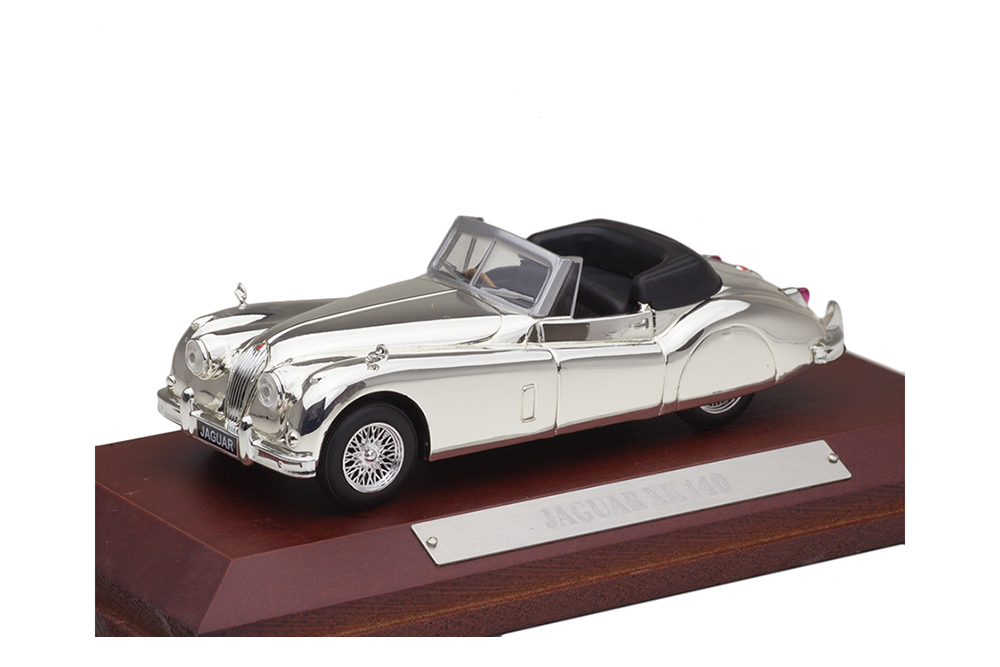 JAGUAR XK140 1954 ПОЛНОСТЬЮ ХРОМИРОВАНА