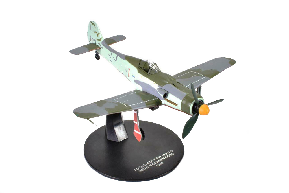 FOCKE-WULF FW-190D-9 HEINZ SACHSENBERG (104 ПОБЕДЫ) 1945
