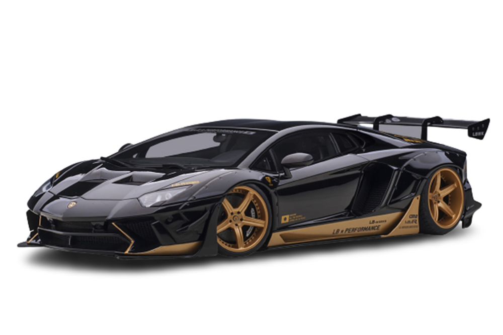 LAMBORGHINI AVENTADOR LB PERFORMANCE BLACK/GOLDEN