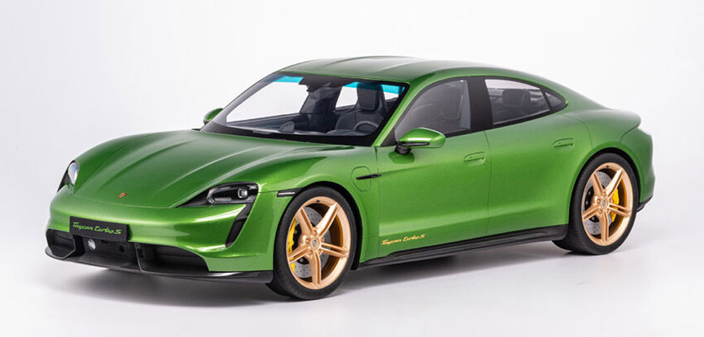 PORSCHE TAYCAN TURBO S 2020 GREENMETALLIC