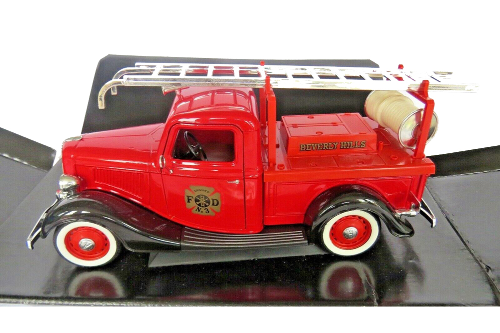 FORD POMPIER BEVERLY HILLS FIRE DEPARTMENT 1936 / ФОРД ПОМПИЕР КРАСНЫЙ