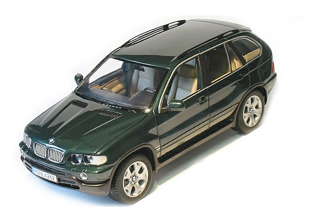 BMW E53 X5 4.4I 2002 GREEN