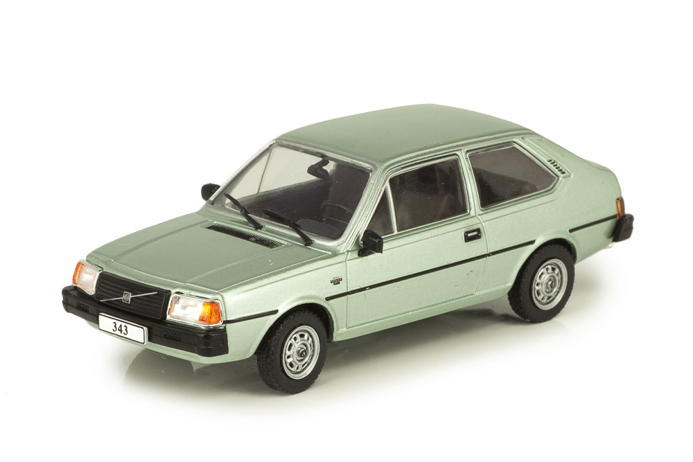 VOLVO 343 LIGHT GREEN