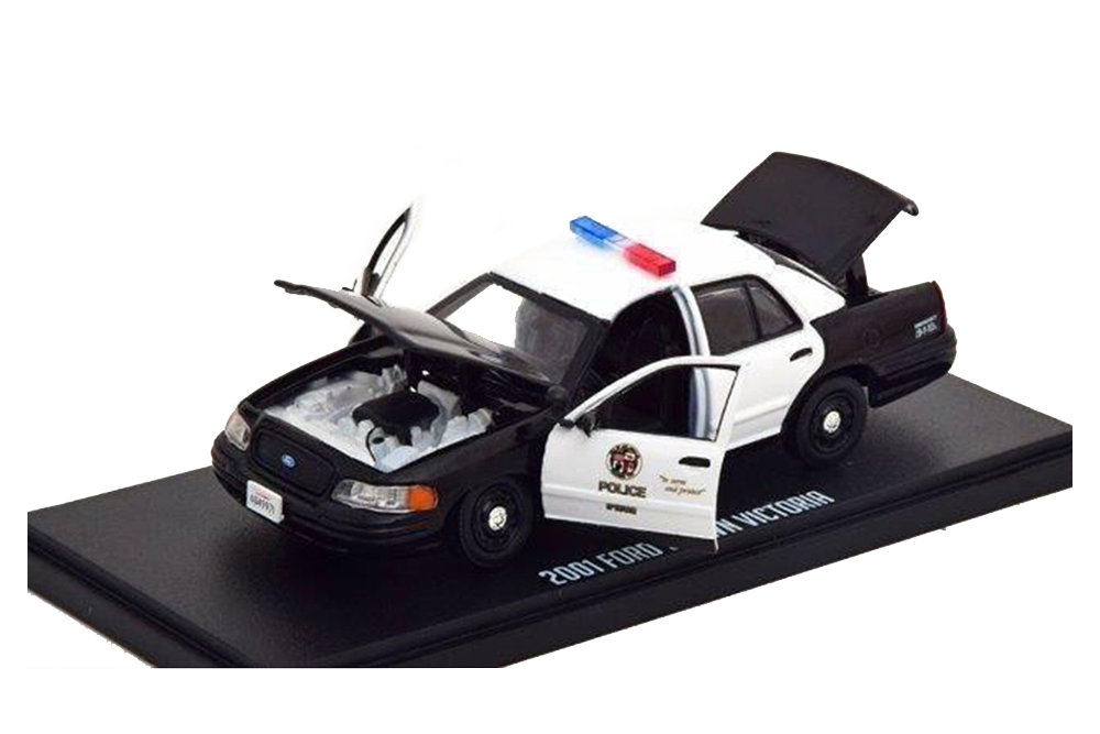 FORD CROWN VICTORIA POLICE INTERCEPTOR LOS ANGELES POLICE DEPARTMENT LAPD 2001 (ИЗ К/Ф ДРАЙВ)