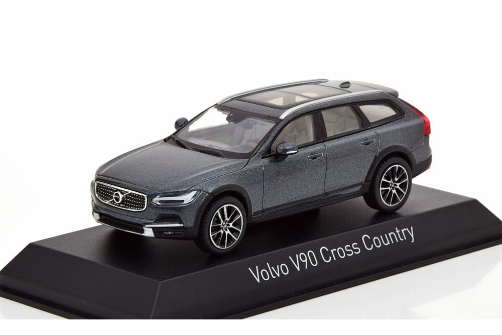 VOLVO V90 CROSS COUNTRY 2017 SAVILE GREY