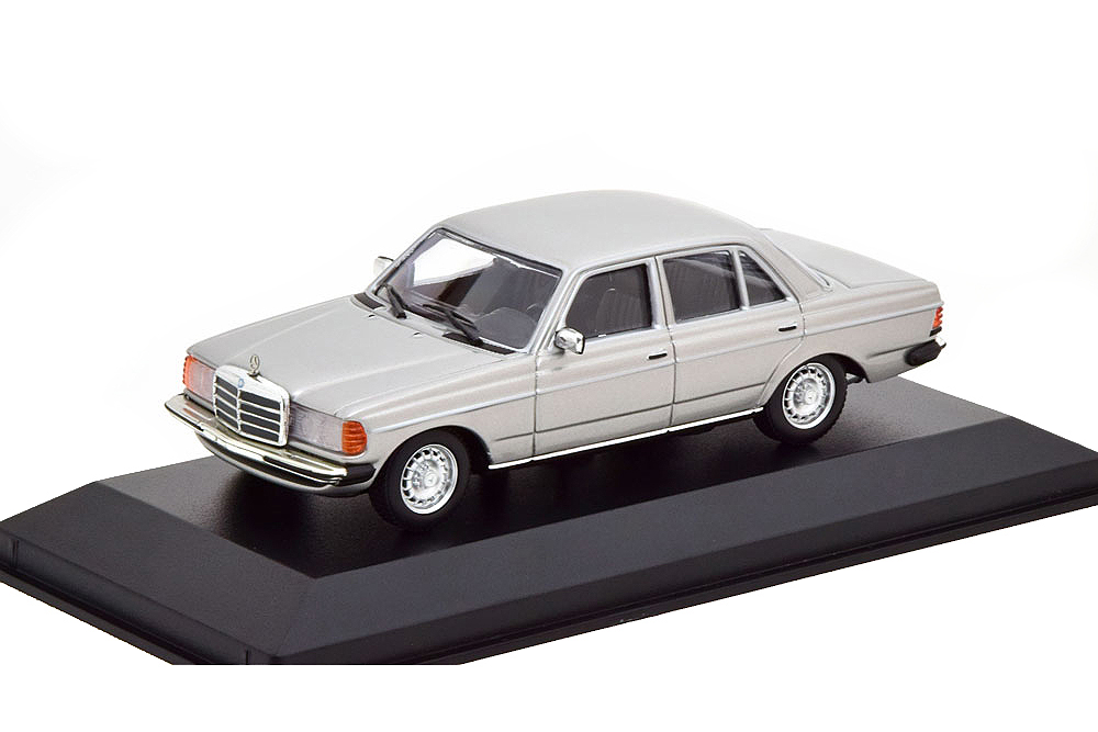 MERCEDES W123 230E SALOON 1982 SILVER / МЕРСЕДЕС 230Е СЕРЕБРИСТЫЙ
