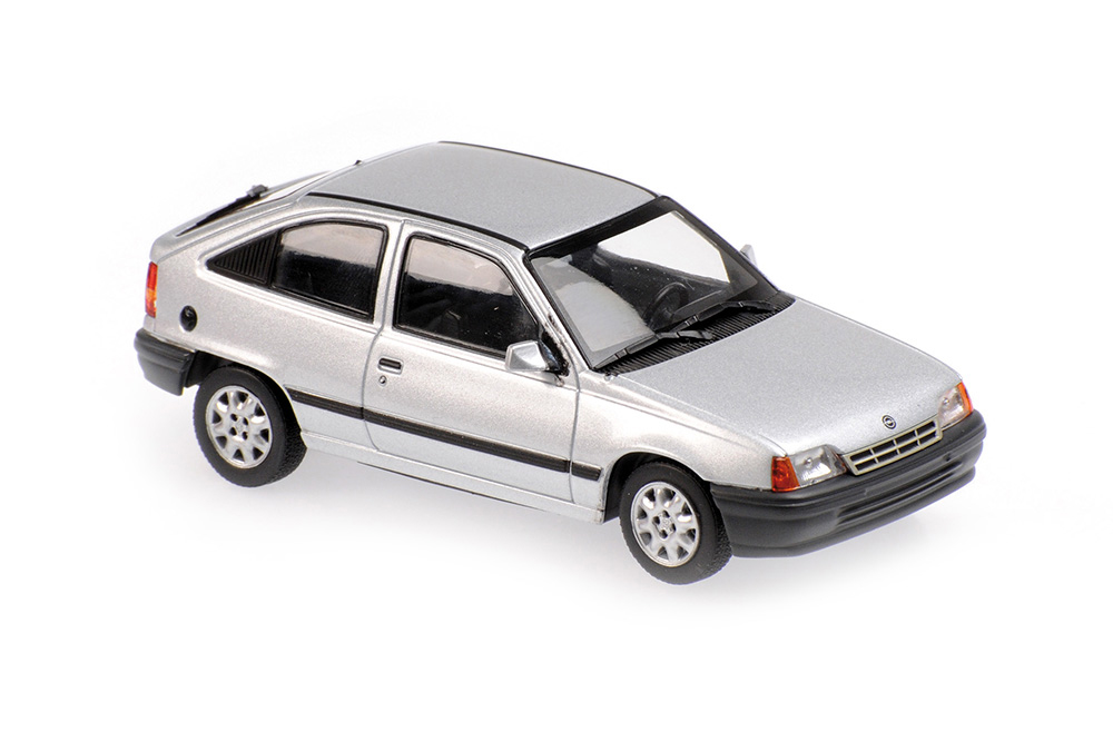 OPEL KADETT E 1990 СЕРЕБРИСТЫЙ МЕТАЛЛИК